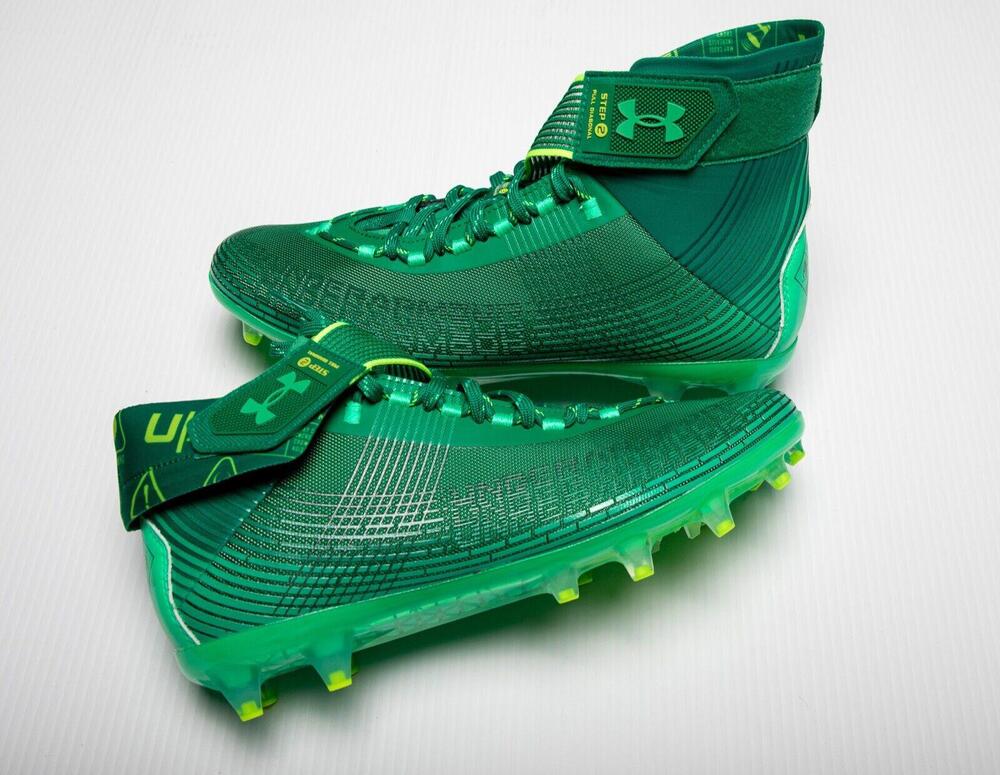 Under Armour Highlight MC Cleats Men Size  Green / Volt Step 2 Full Diagonal